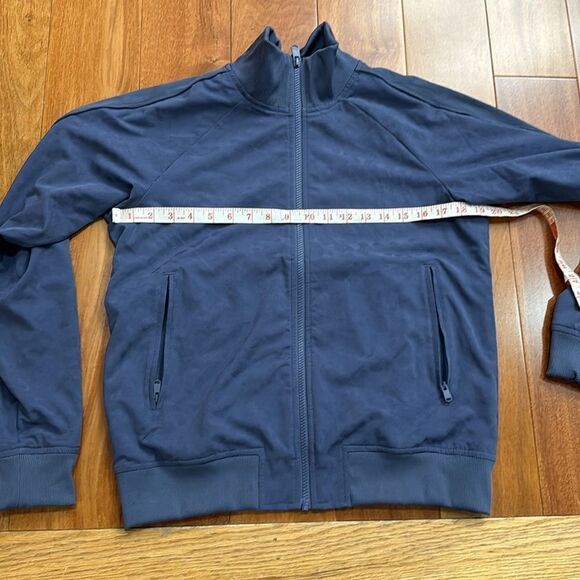 NWOT Athleta Brooklyn Textured bomber jacket size S - Picture 6 of 11